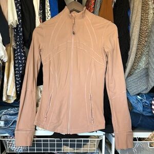 Lululemon define Women's Tan Jacket